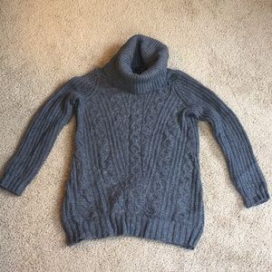 Banana Republic sweater- beautiful grey color.